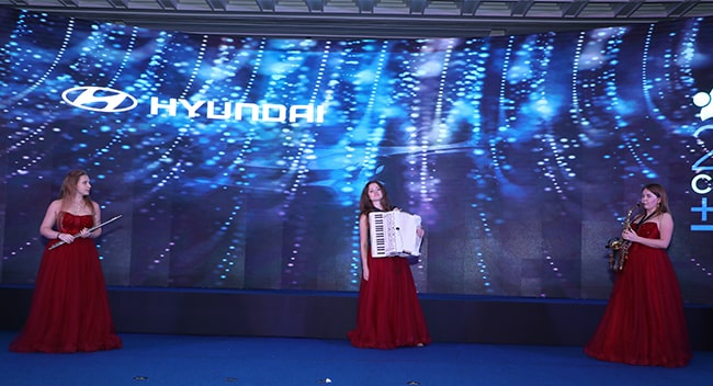 Entertainment & Stage Shows